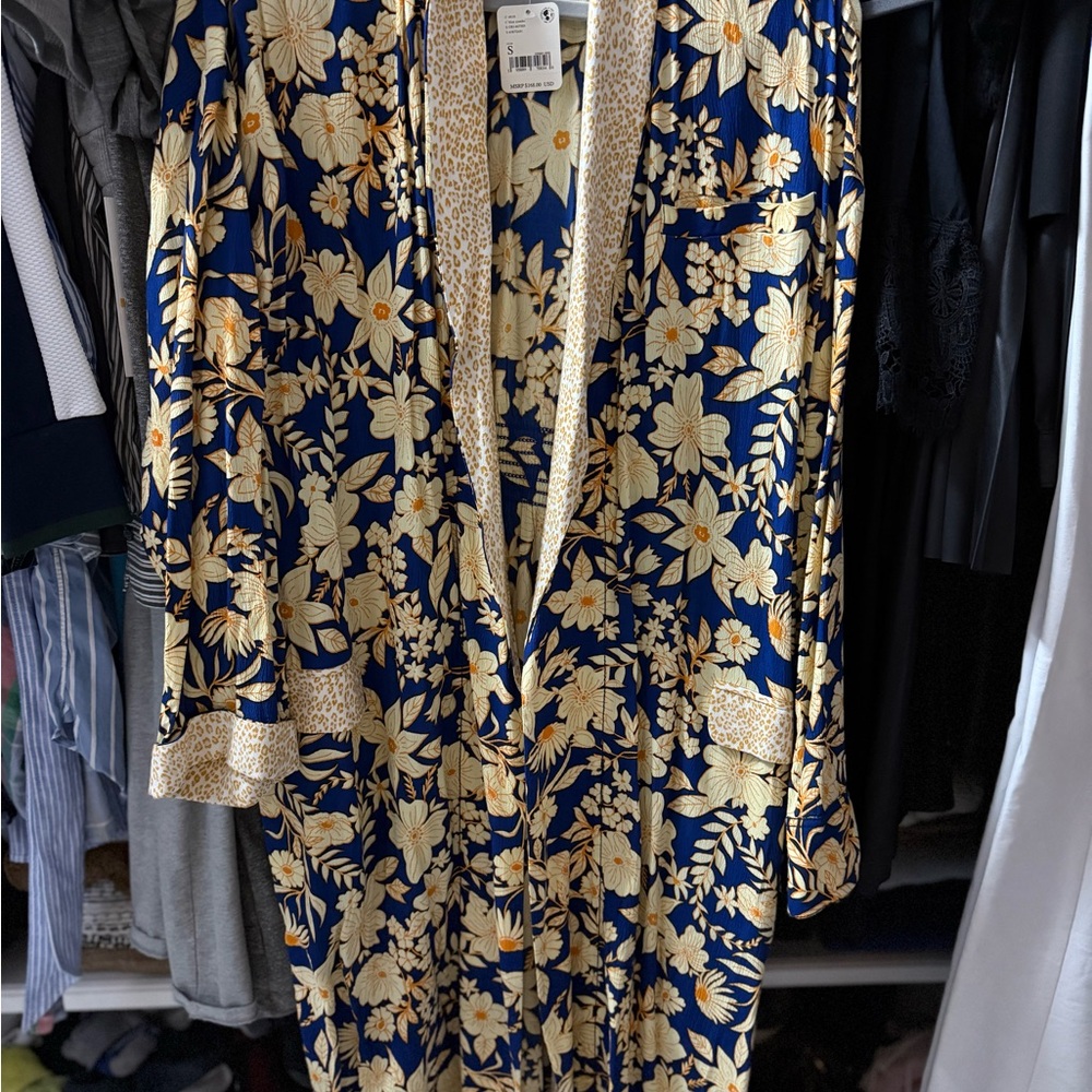 NWT Free People Blue and Cream Floral Kimono Duster Size S - Picture 6 of 15